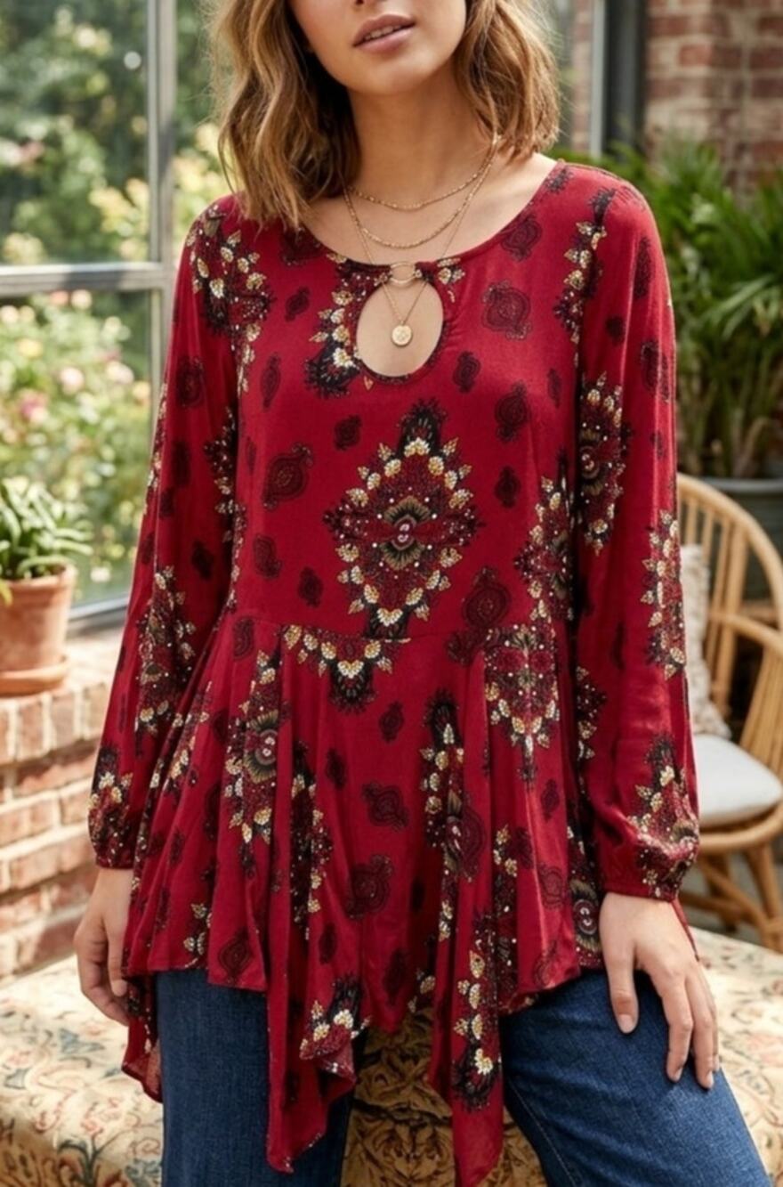Entro Boho/Whimsygoth/Romantic/Poetcore Hanky Hem Keyhole Neck Blouse